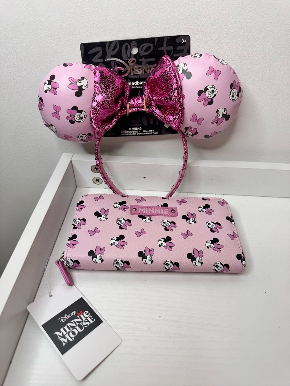 Aldi X Disney Minnie Mouse Pink Sequin Bow Ears & Wallet Set